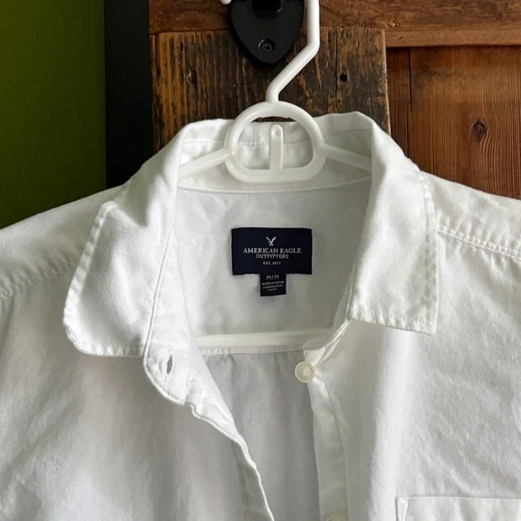 American Eagle Women’s Short-Sleeve Button-Up Shirt - Picture 3 of 11
